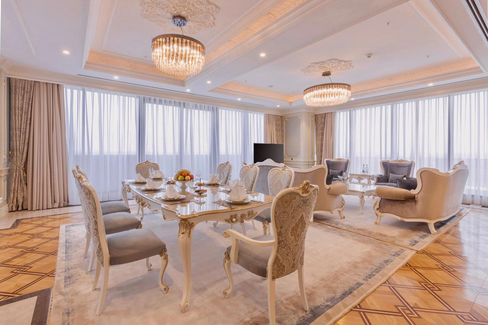 Lia! By Minyoun Stars Of Ulugbek Samarkand Exterior photo